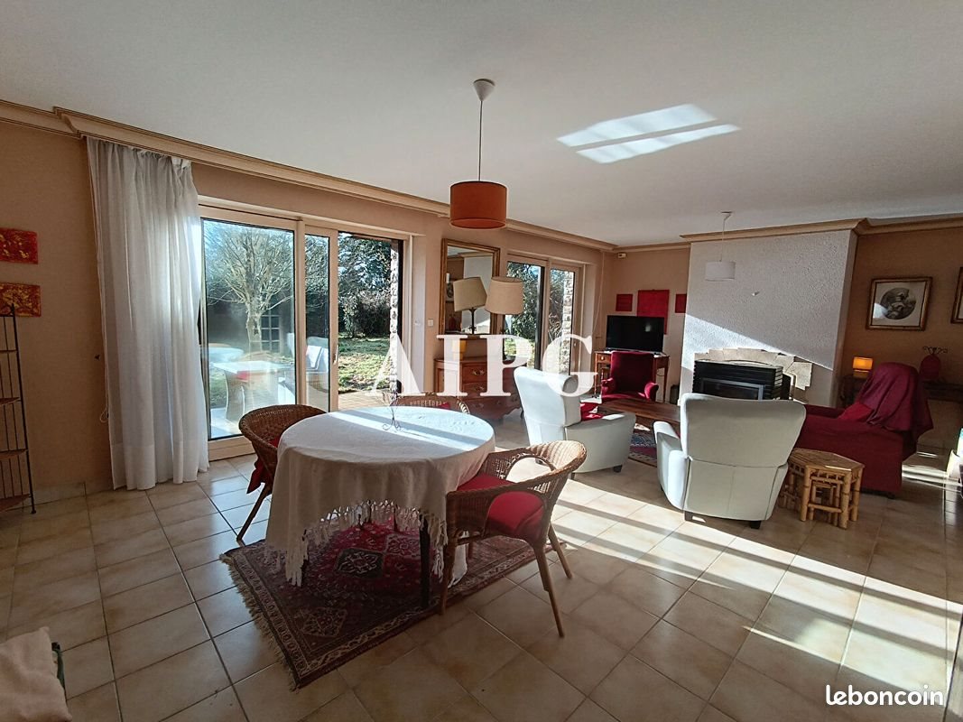 Maison à vendre, 120m², Saint-Nicolas-du-Pélem