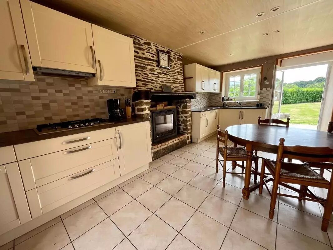 Maison à vendre, 190m², Sainte-Tréphine