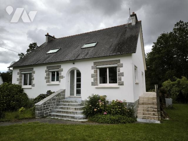 Maison à vendre, 171m², Rostrenen