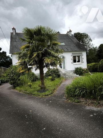 Maison à vendre, 171m², Rostrenen