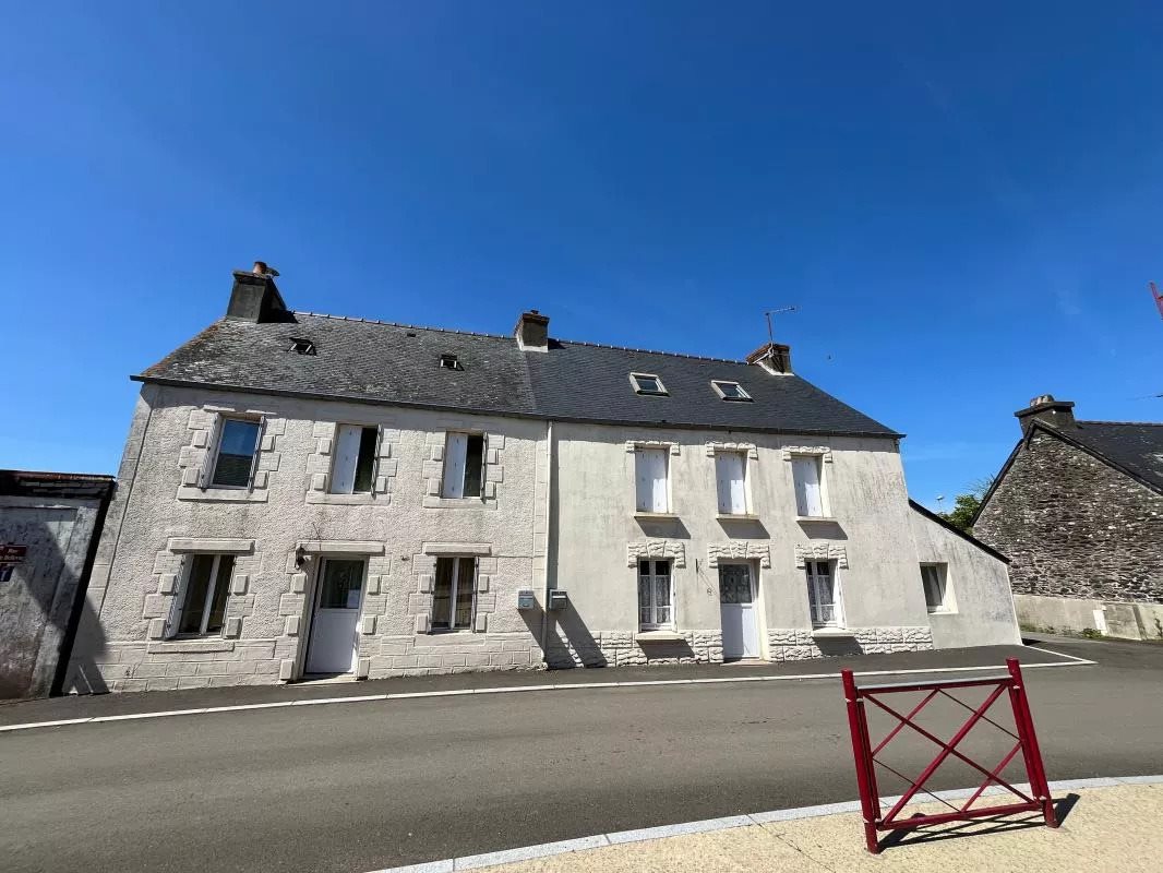 Maison à vendre, 175m², Trébrivan
