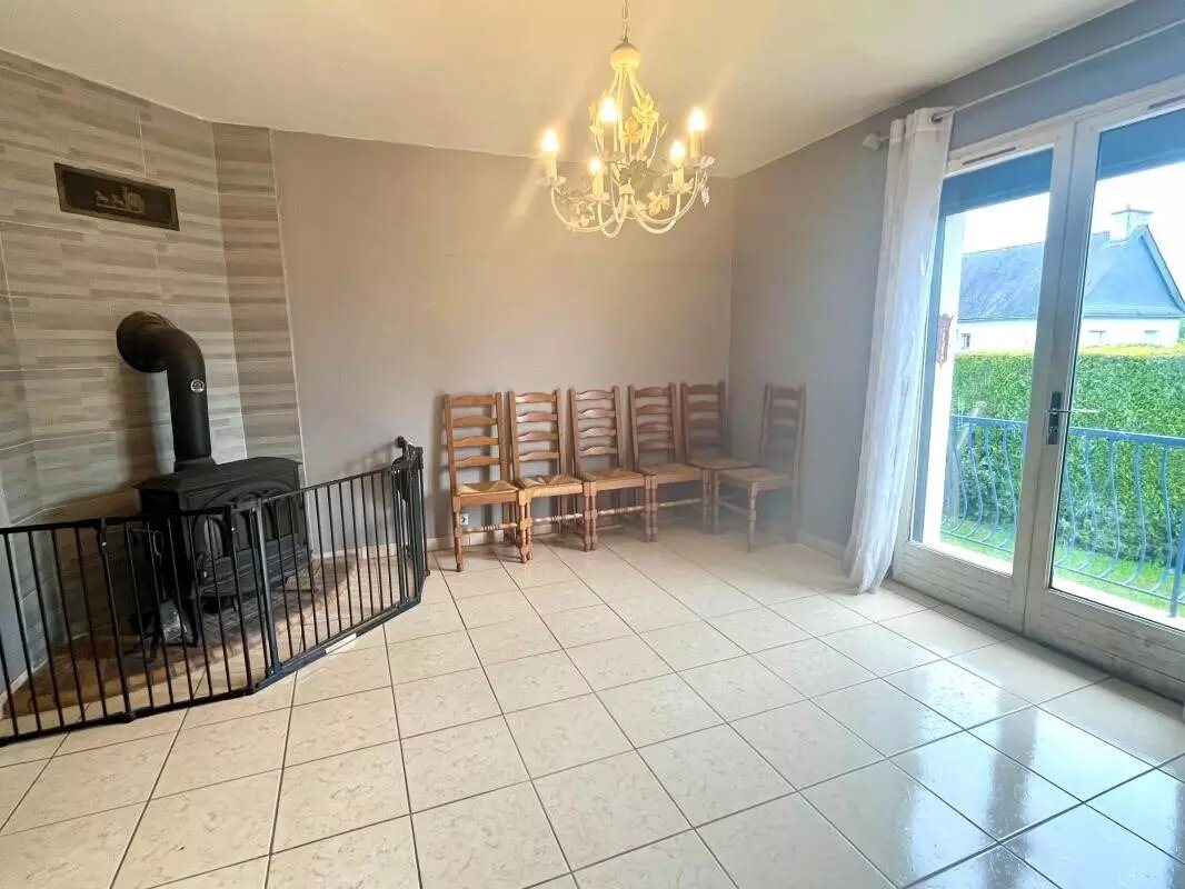 Maison à vendre, 100m², Rostrenen