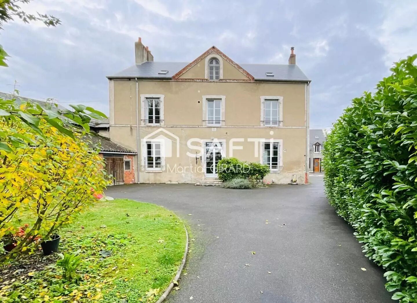 Maison à vendre, 210m², Mehun-sur-Yèvre