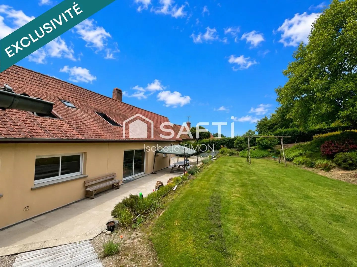 Maison à vendre, 143m², Dominois