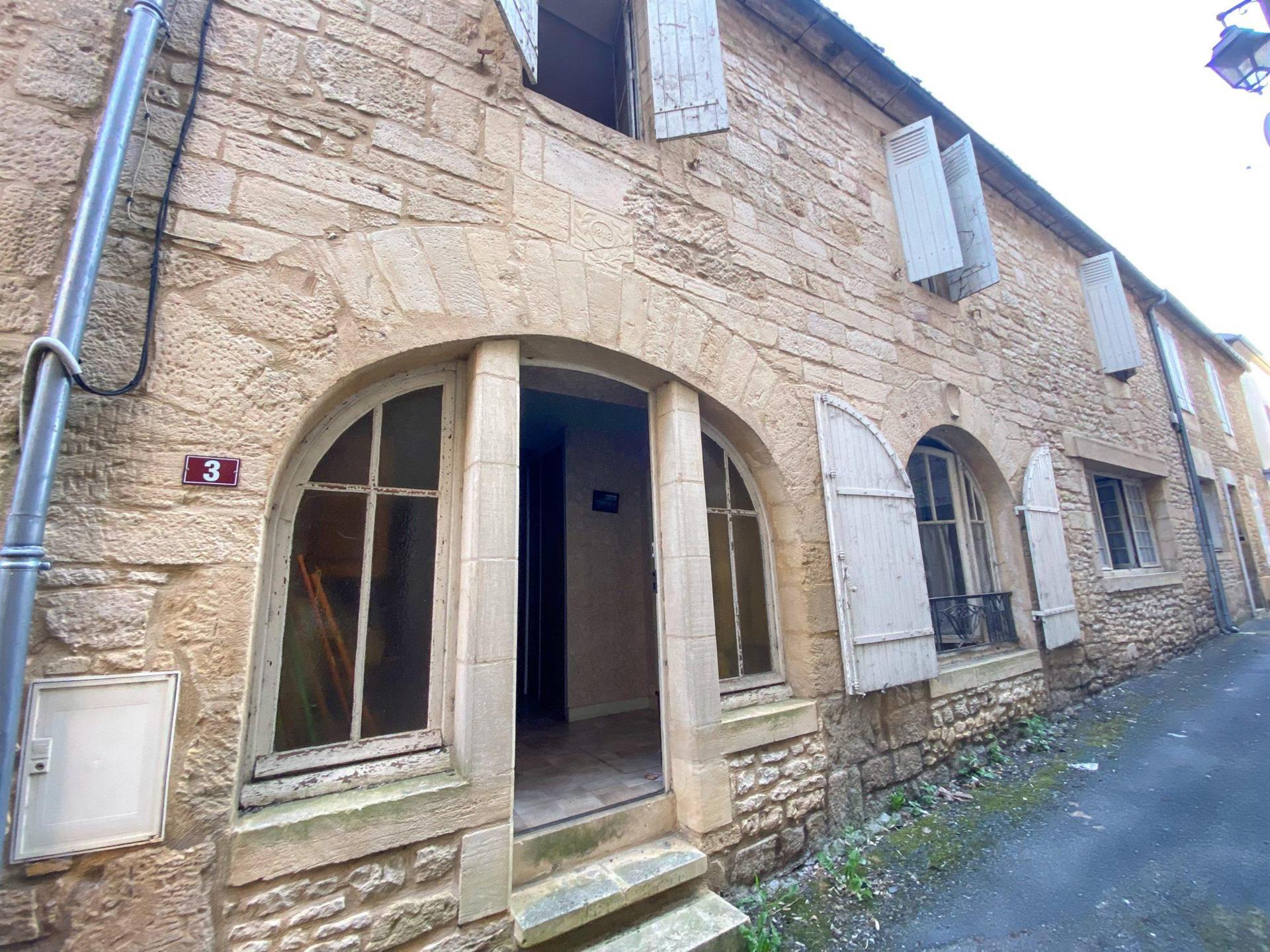 Maison à vendre, 131m², Salignac-Eyvigues