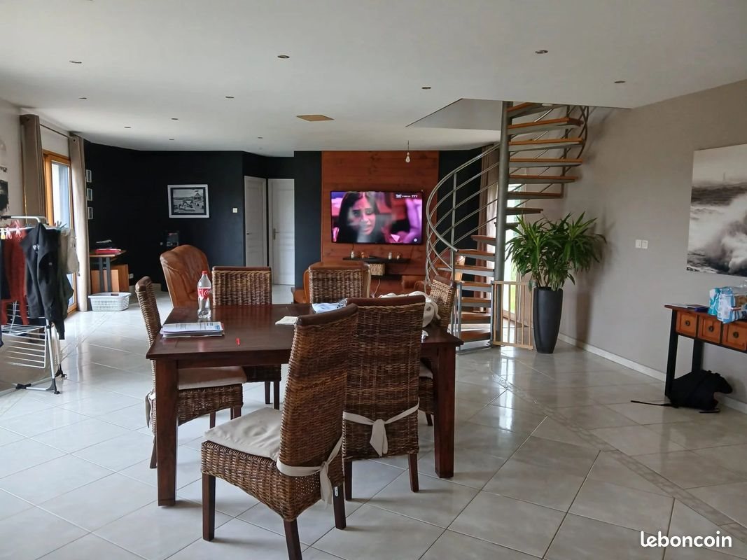 Maison à vendre, 210m², Louargat