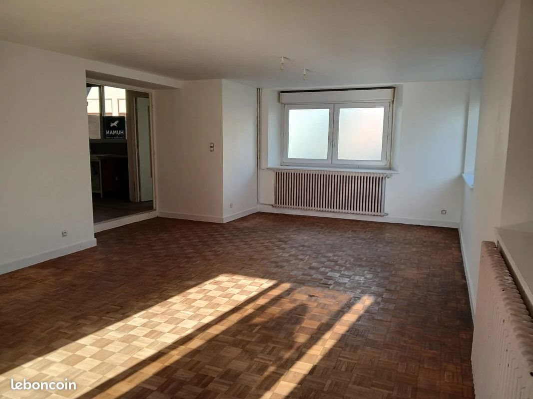 Maison à vendre, 159m², Bégard