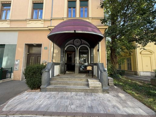 Advert pic 0