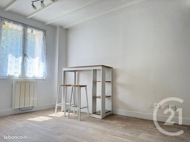 Appartement à louer, 23m², Étampes
