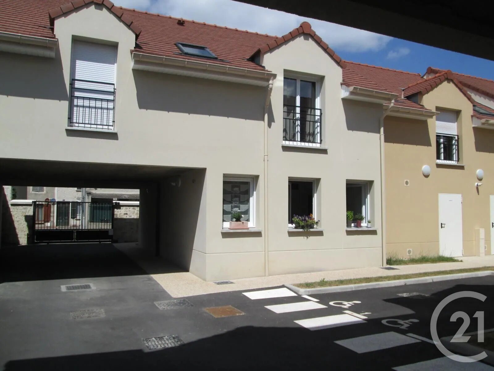 Appartement à louer, 27m², Etréchy