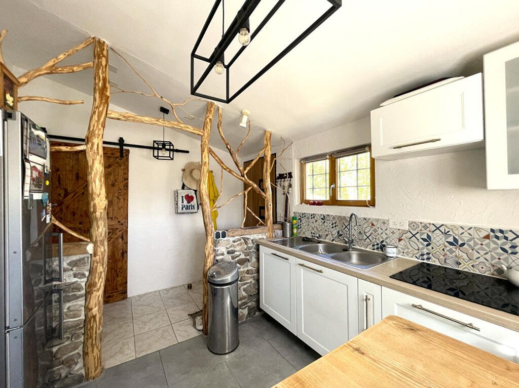 Maison à vendre, 3m², Entraygues-sur-Truyère