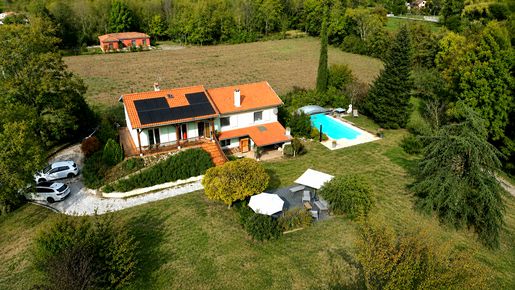 Maison 9 pièces 170 m² · à Bélesta · 170 m² · 399 000 €