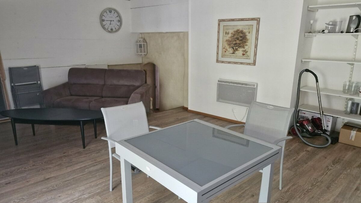Appartement à louer, 47m², Puisserguier