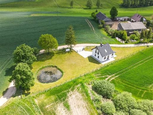 Advert pic 0