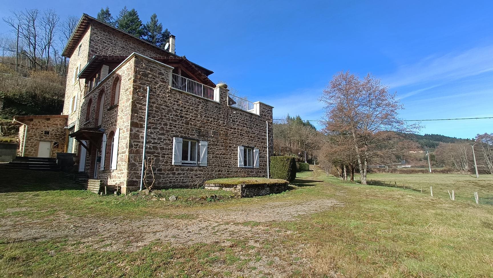 Maison à vendre, 286m², Cublize