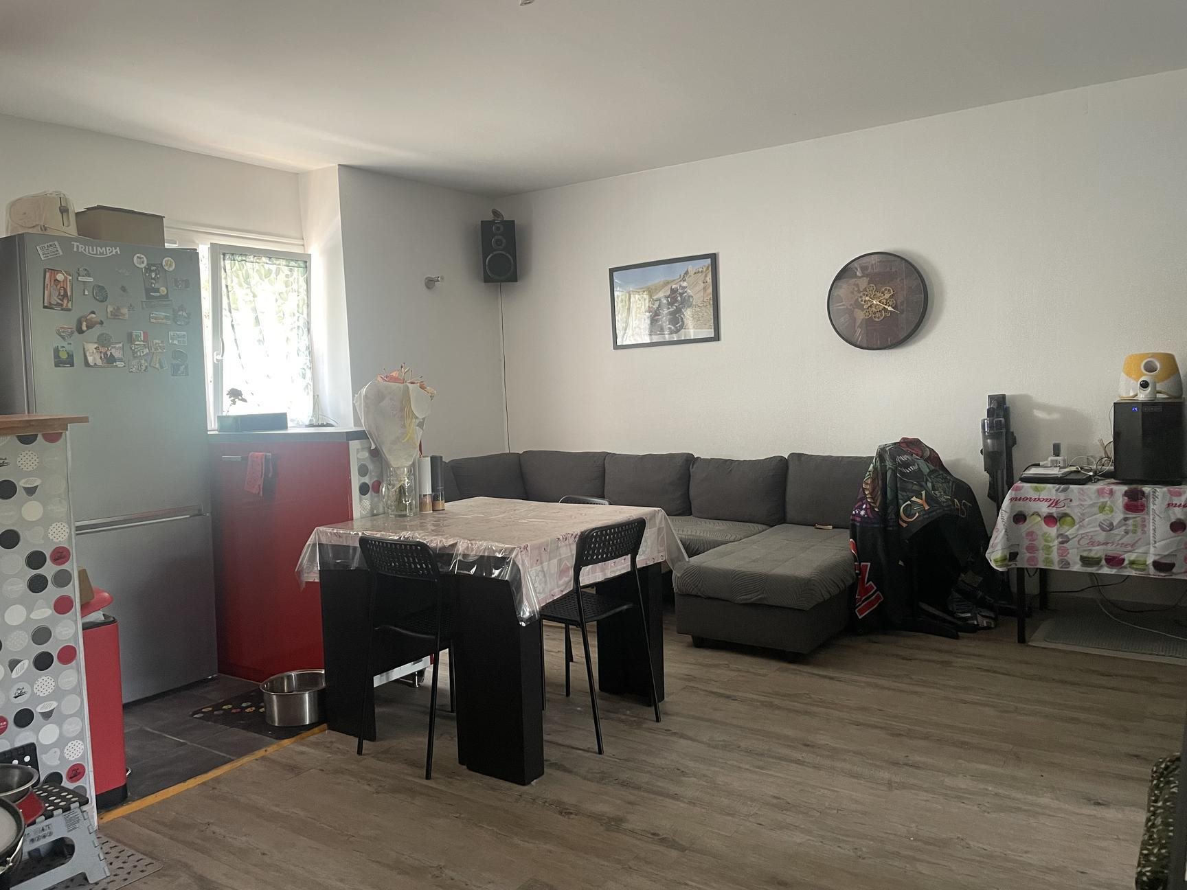 Appartement à vendre, 60m², Thizy