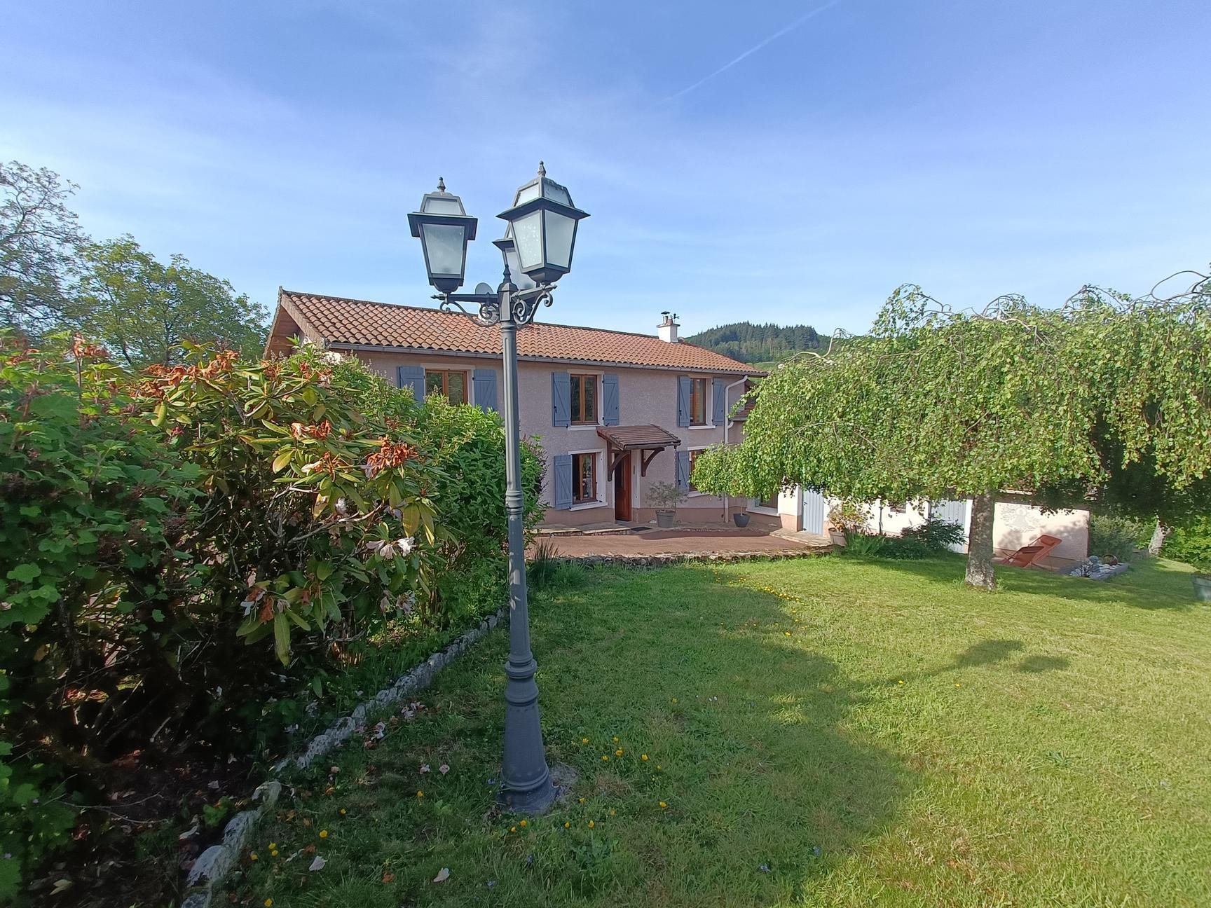 Maison à vendre, 153m², Charlieu