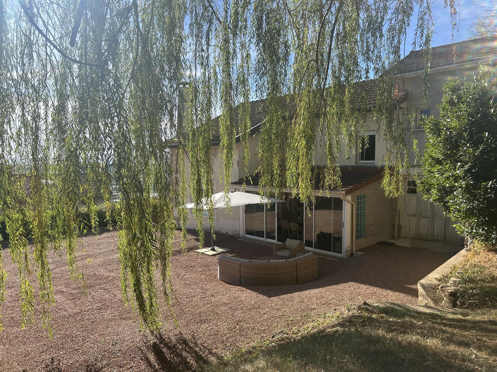 Maison à vendre, 138m², Thizy