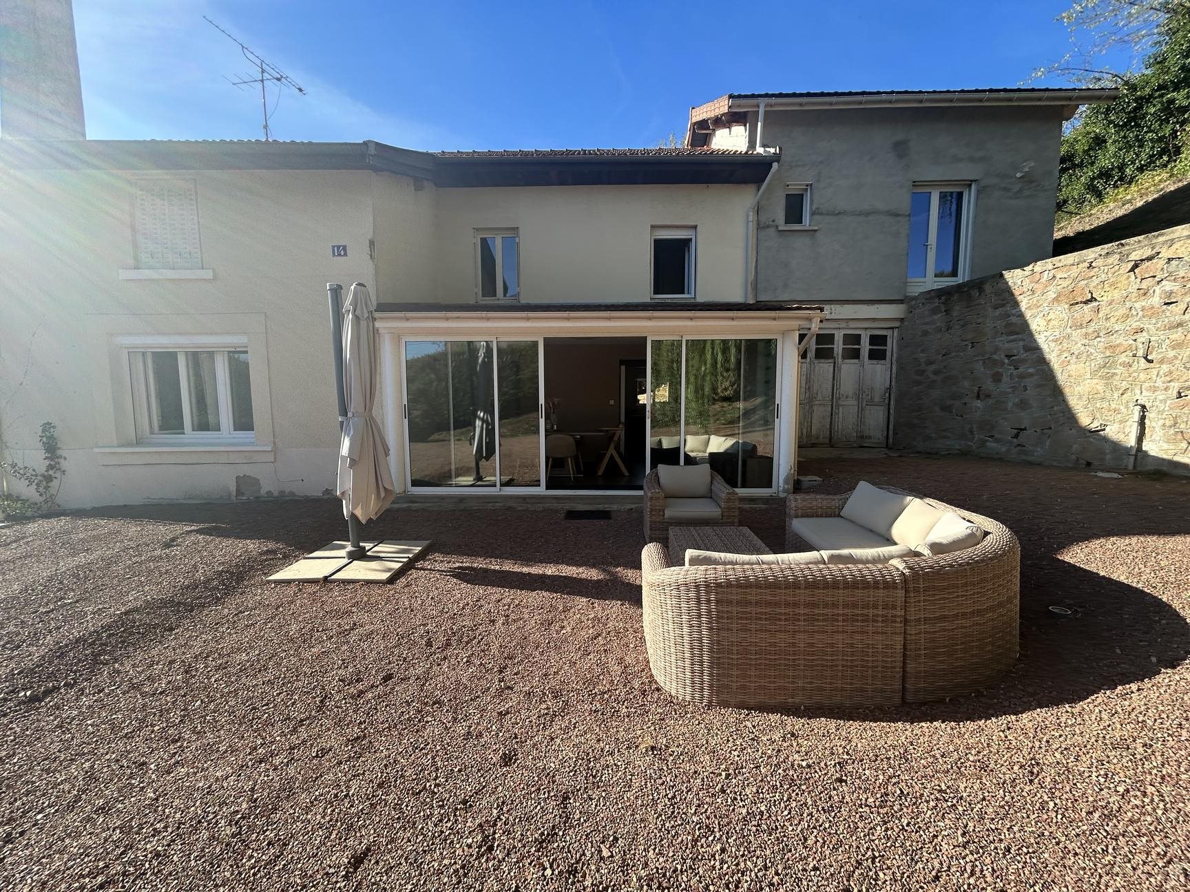 Maison à vendre, 138m², Thizy