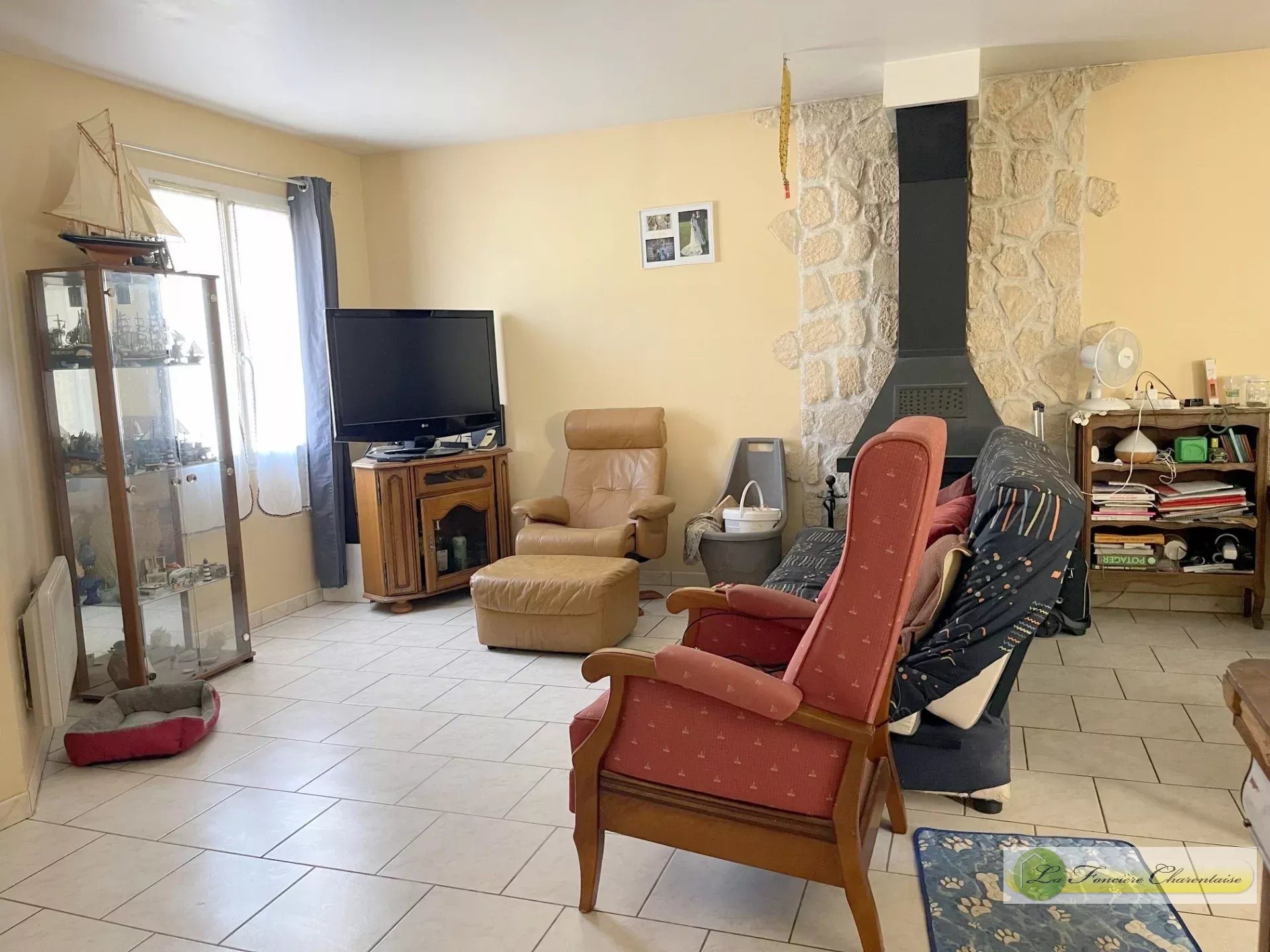 Maison à vendre, 92m², Aigre