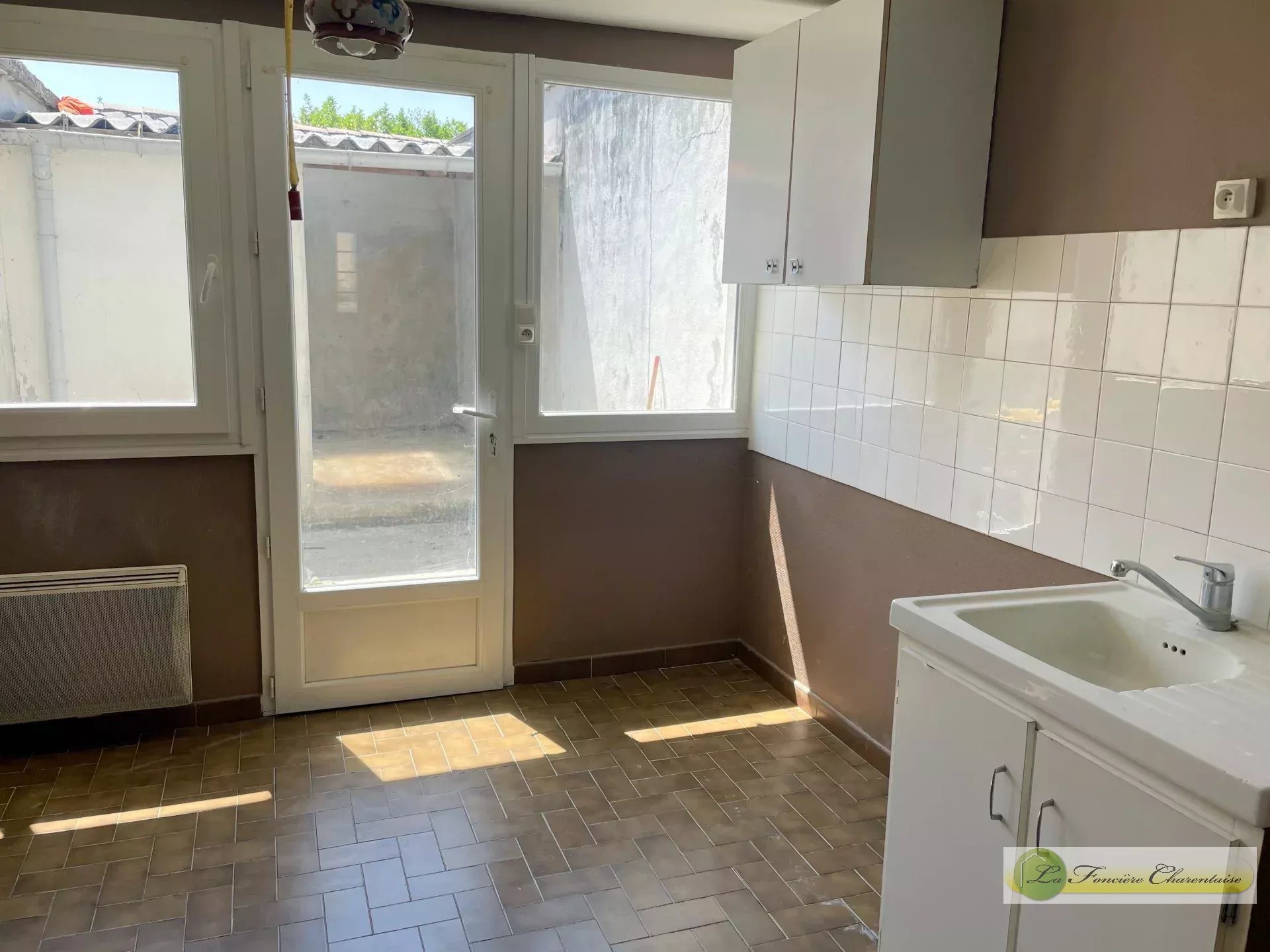 Maison à vendre, 80m², Aigre