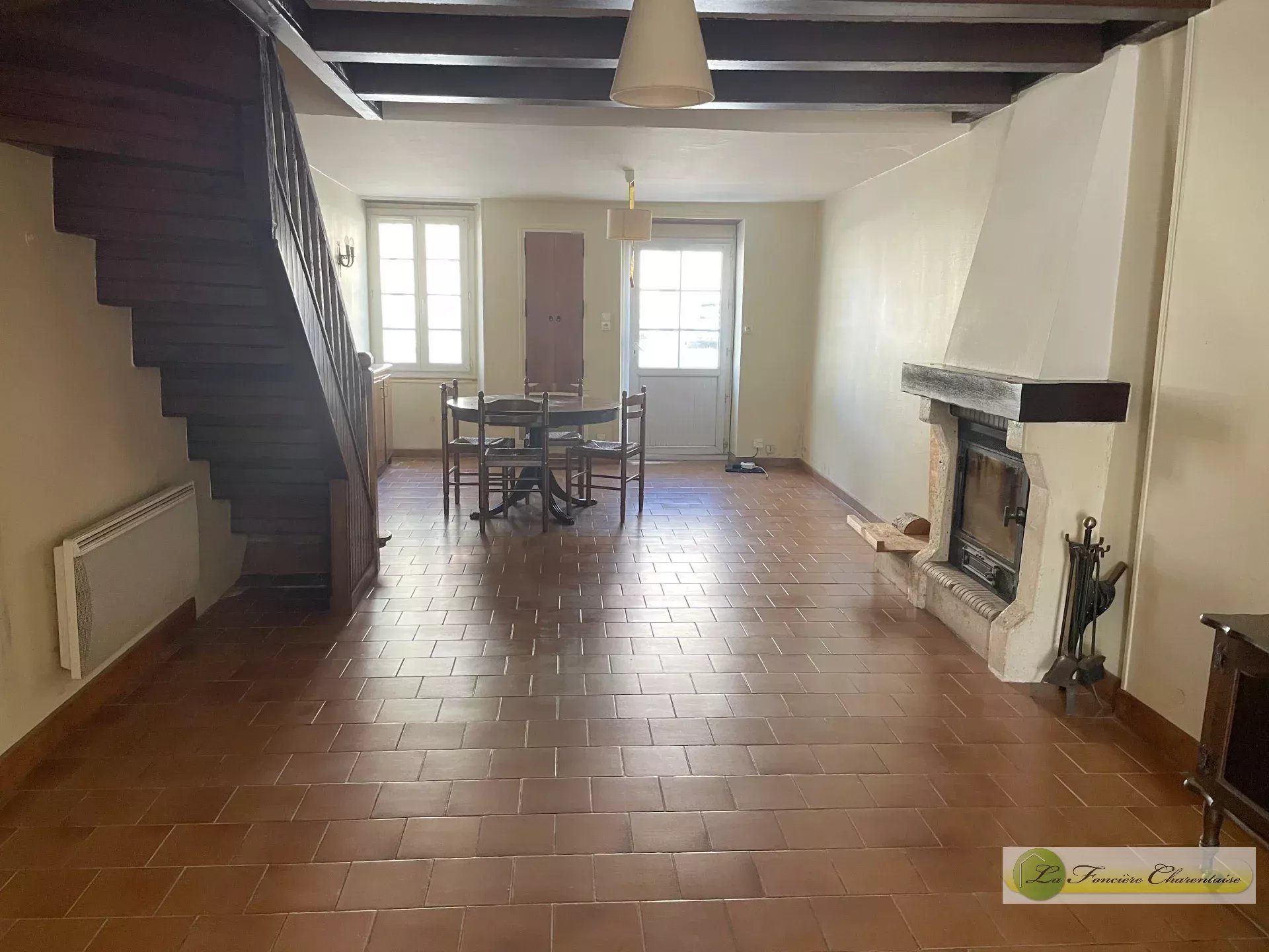 Maison à vendre, 80m², Aigre