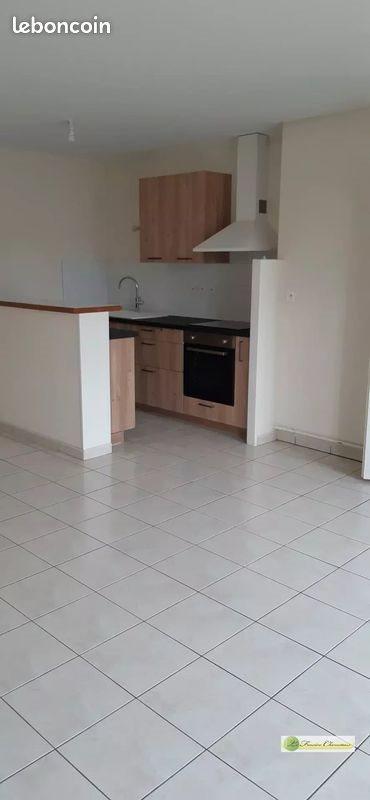 Appartement à vendre, 477m², Angoulême