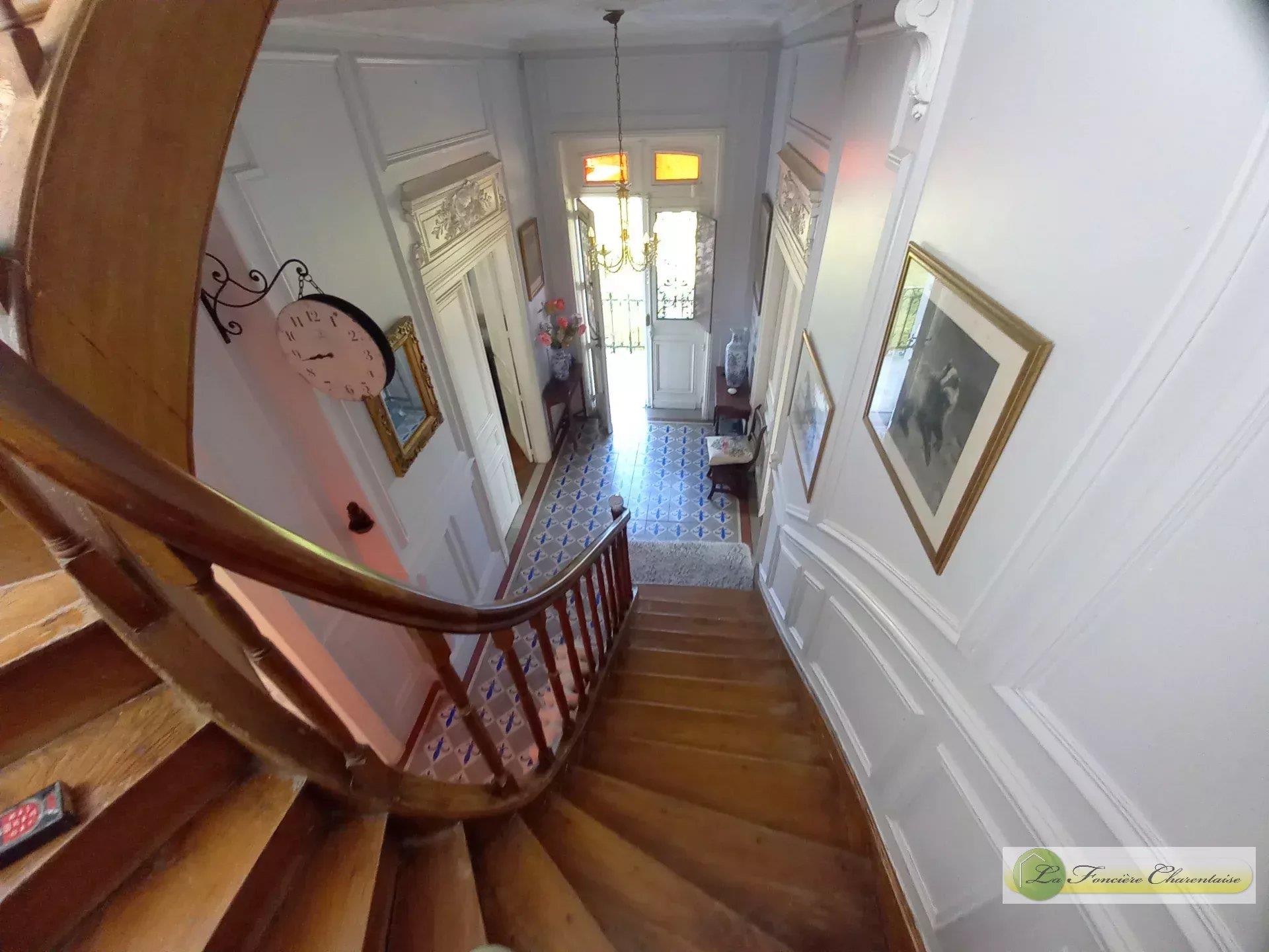 Maison à vendre, 171m², Aigre