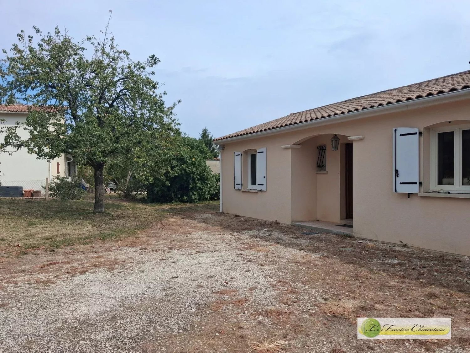 Maison à louer, 89m², Chazelles