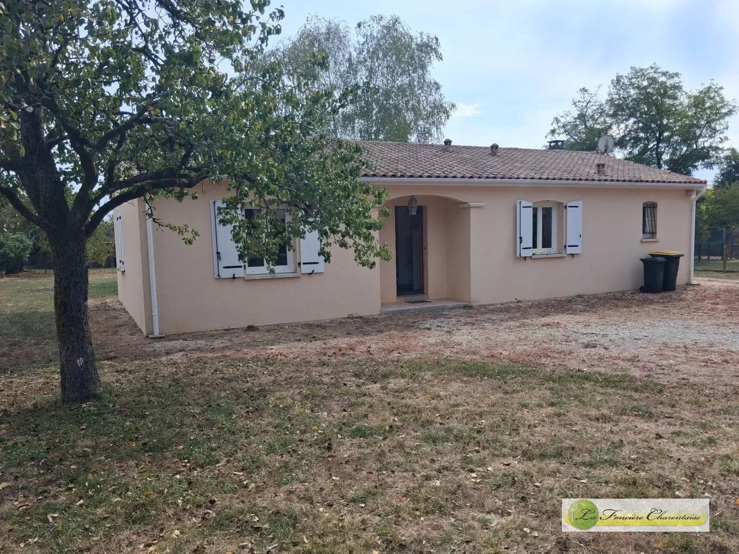 Maison à louer, 89m², Chazelles