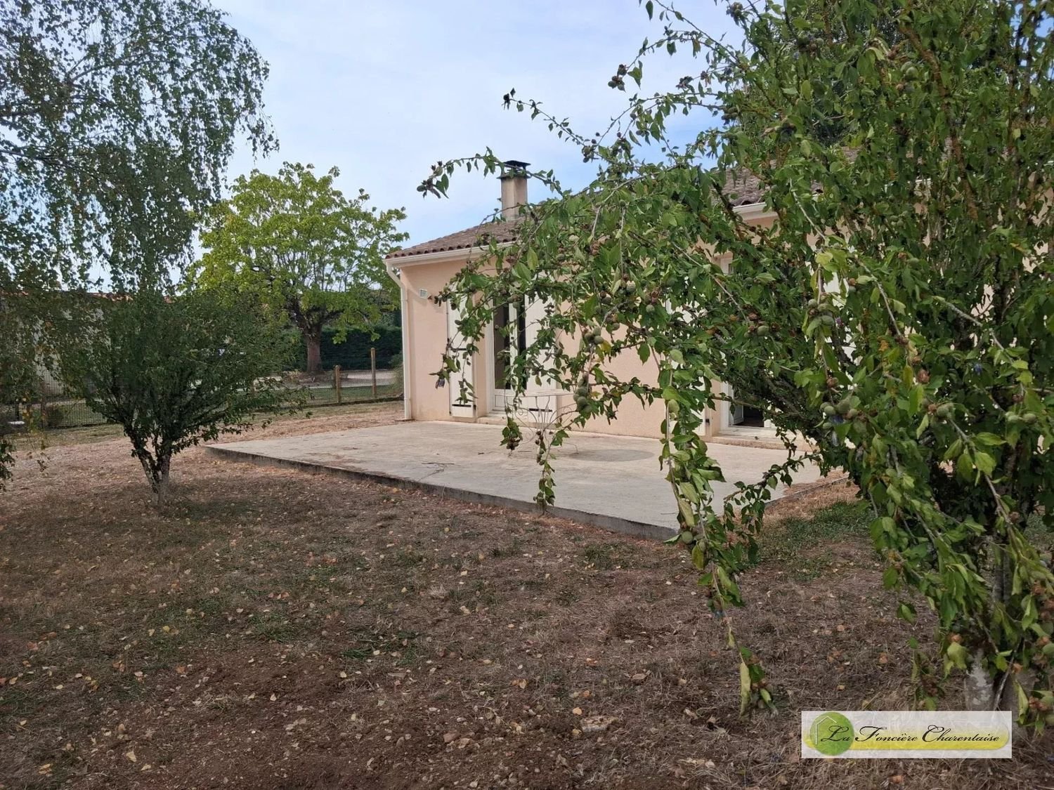 Maison à louer, 89m², Chazelles