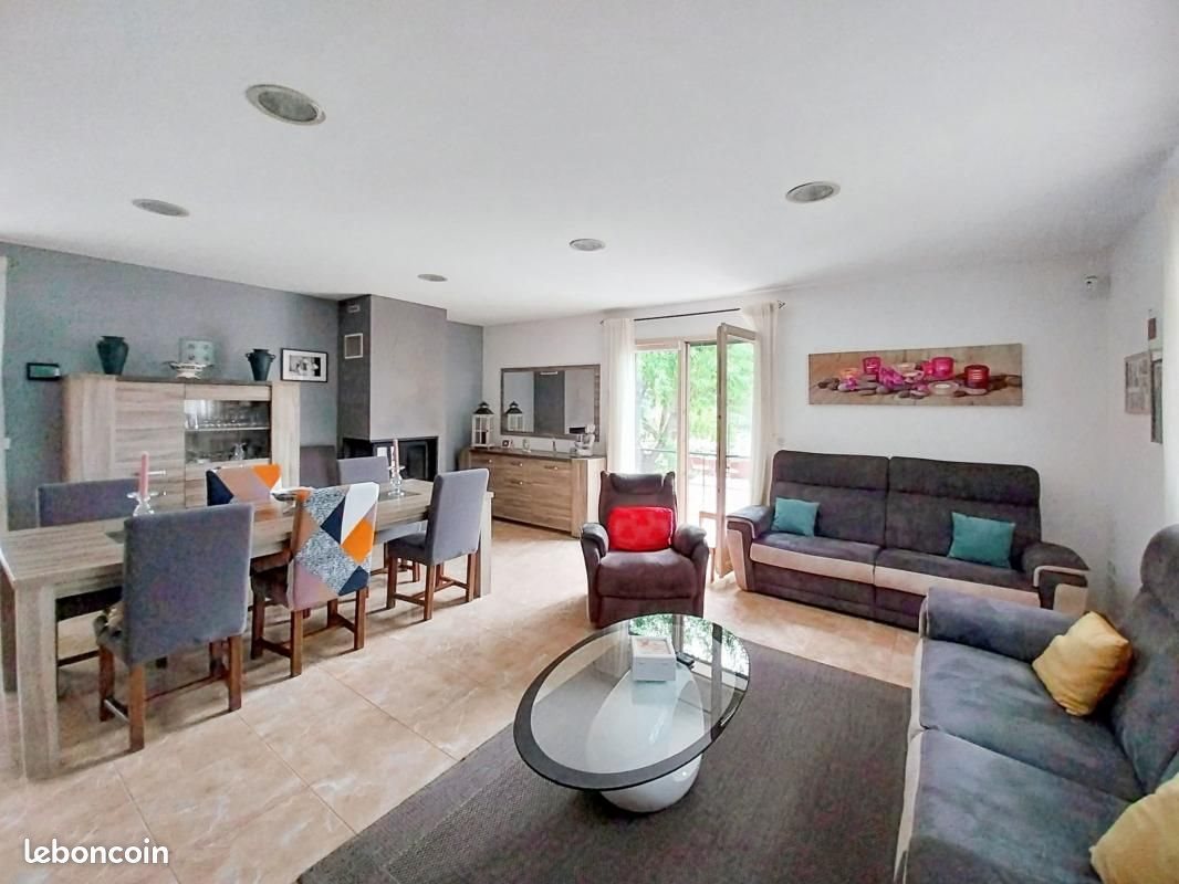 Maison à vendre, 130m², Castelnau-de-Guers