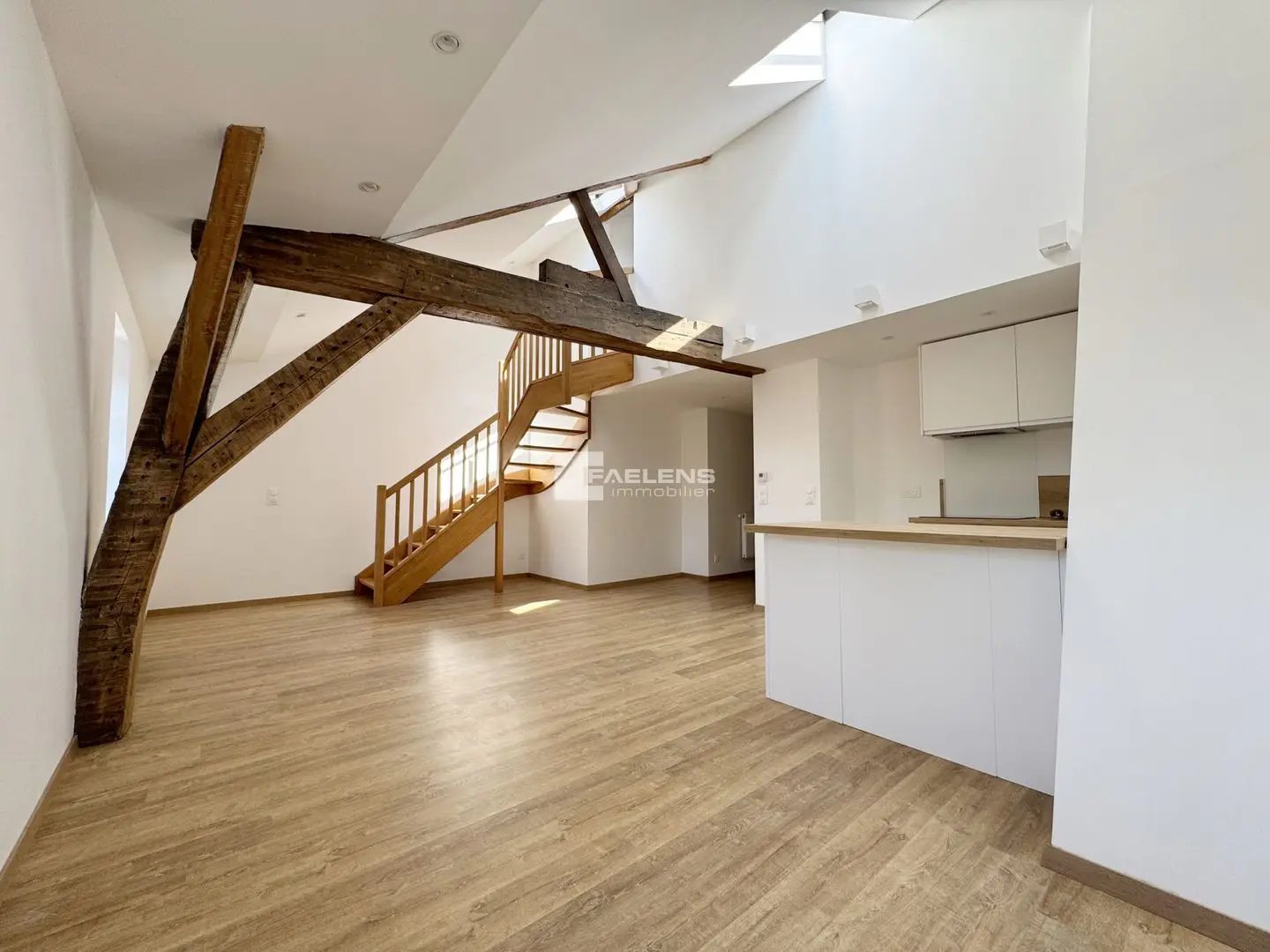 Appartement à louer, 75m², Lille