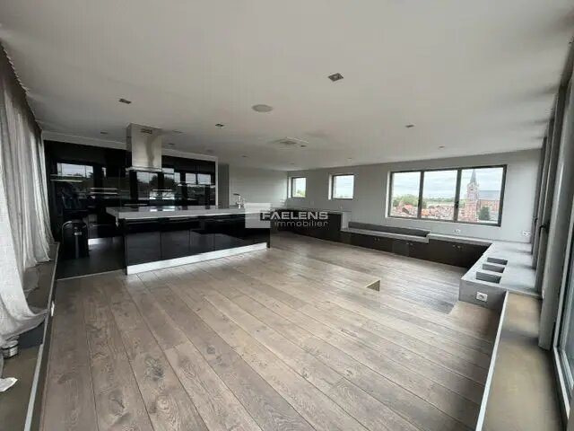 Appartement à louer, 136m², Roubaix