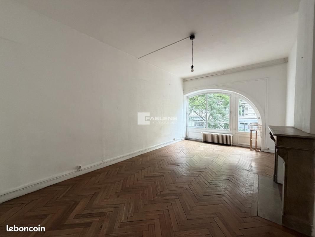 Appartement à louer, 53m², Lille