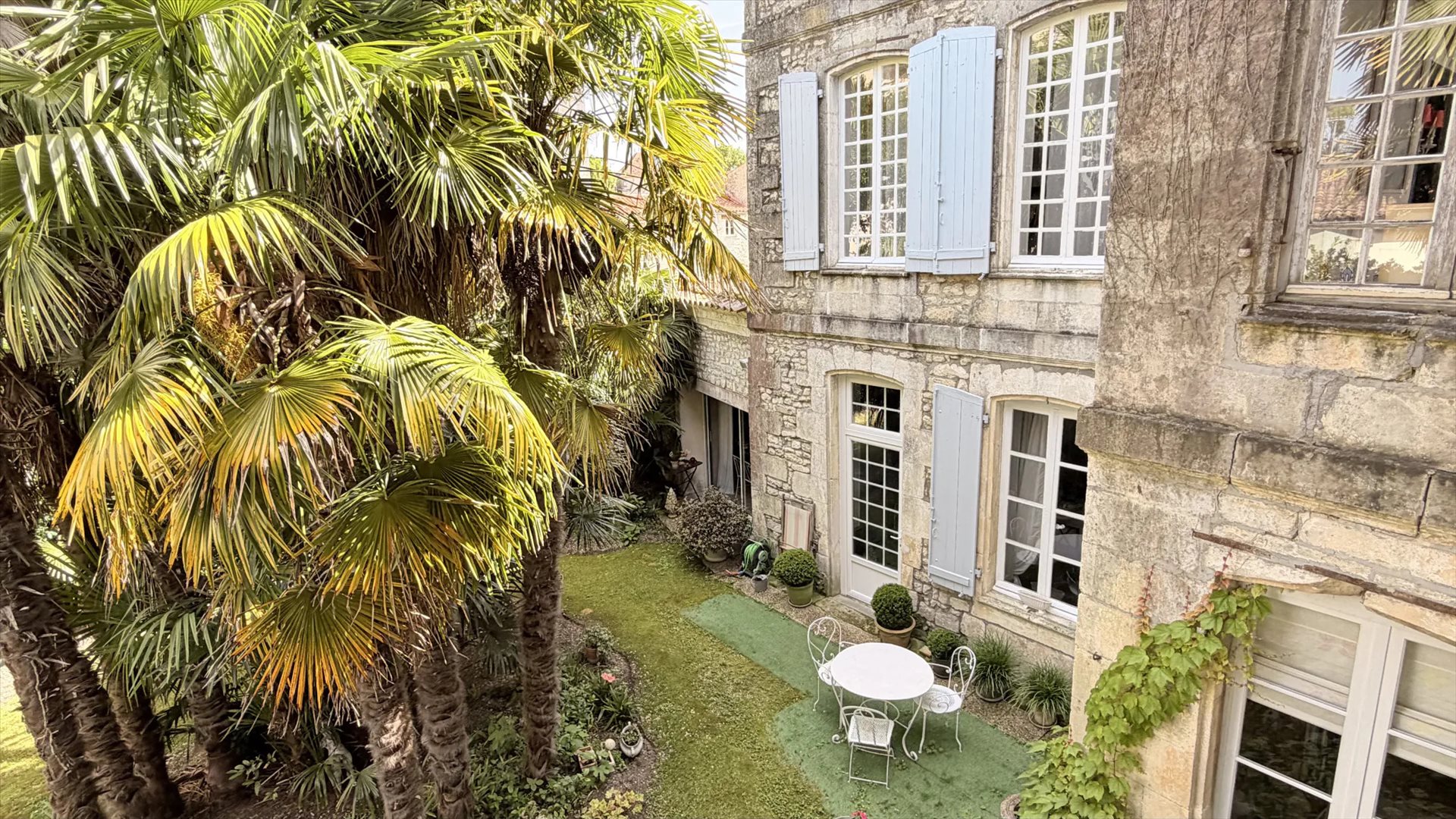 Maison à vendre, 300m², Saint-Jean-d'Angély