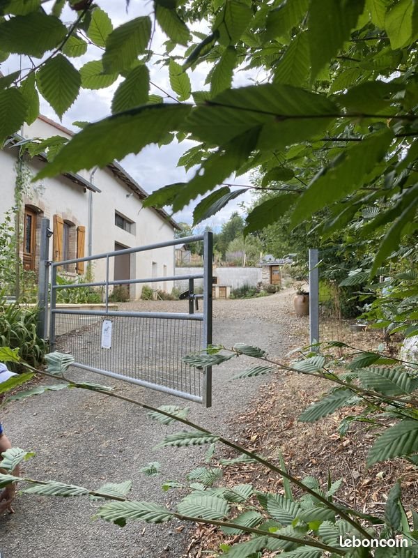 Maison à vendre, 95m², Châteauneuf-la-Forêt