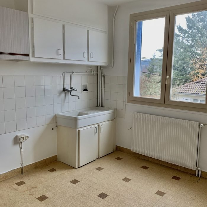 Maison à louer, 37m², Eymoutiers