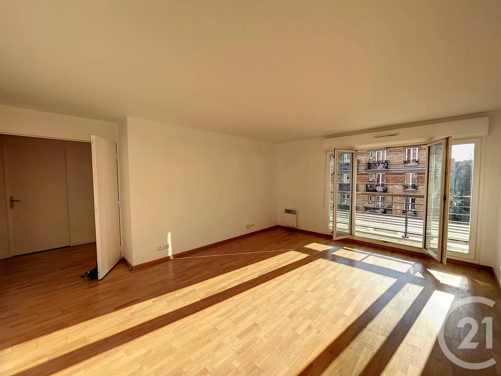 Appartement à louer, 67m², Suresnes