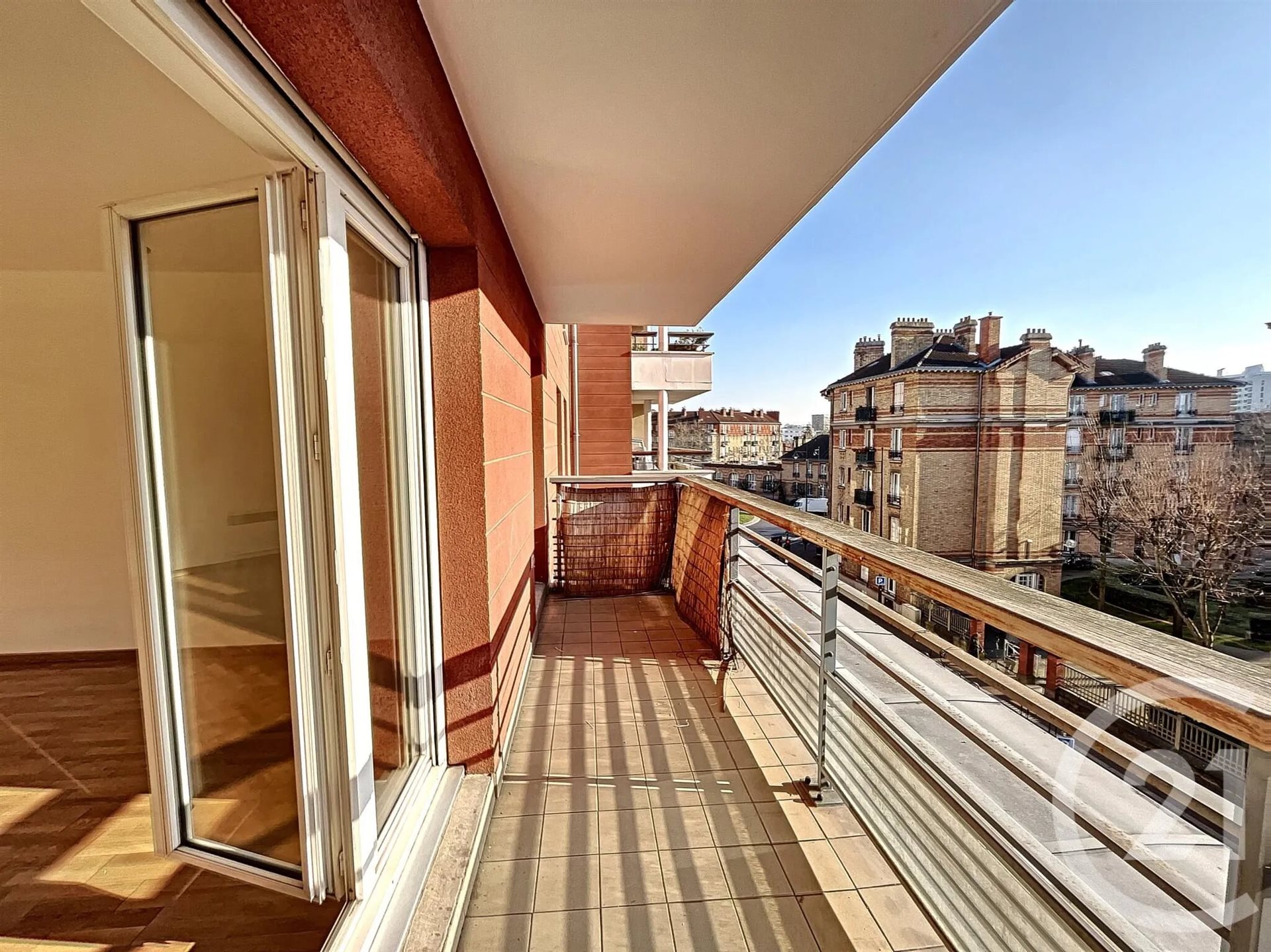Appartement à louer, 67m², Suresnes