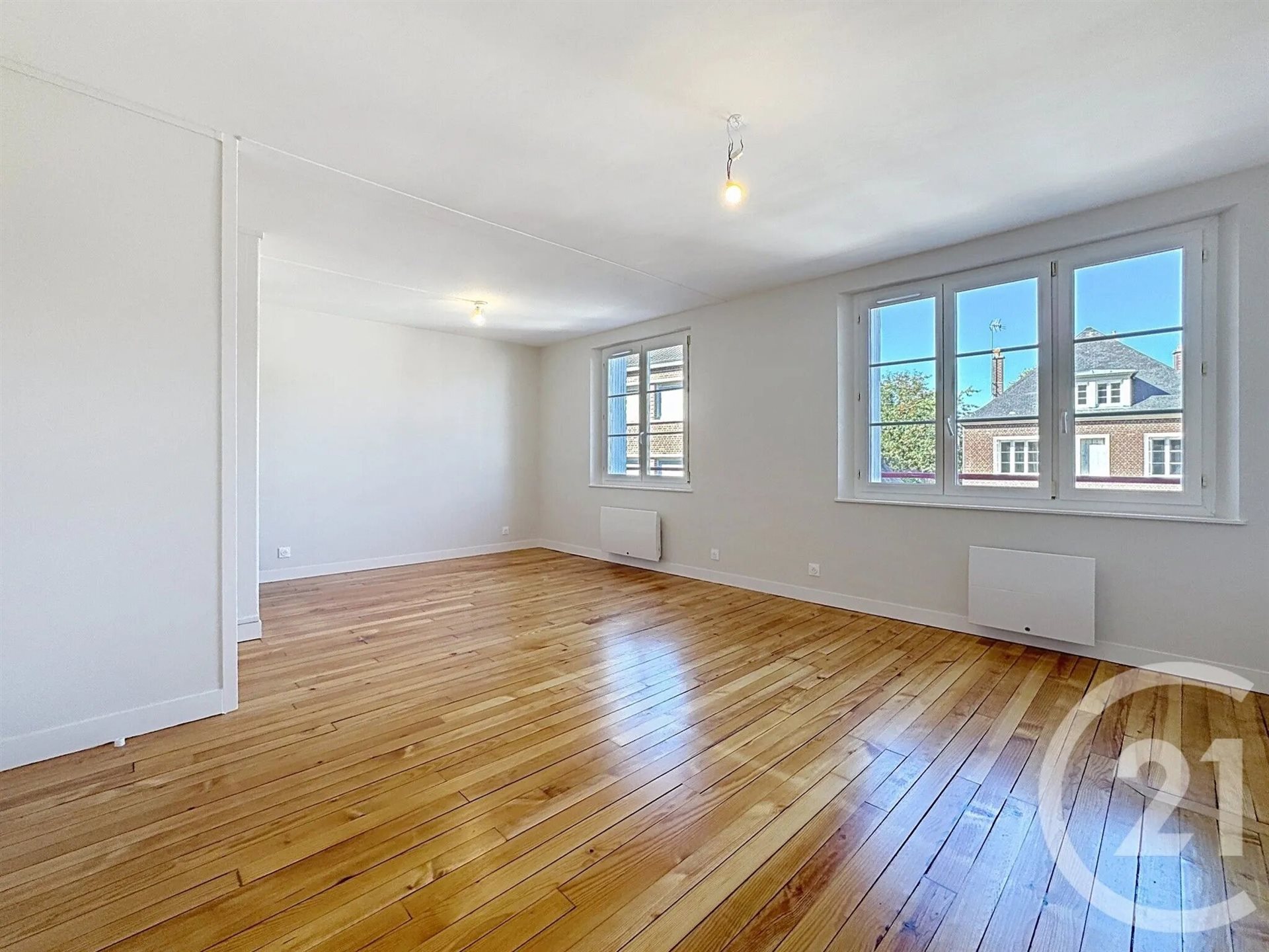 Appartement à louer, 60m², Noyon