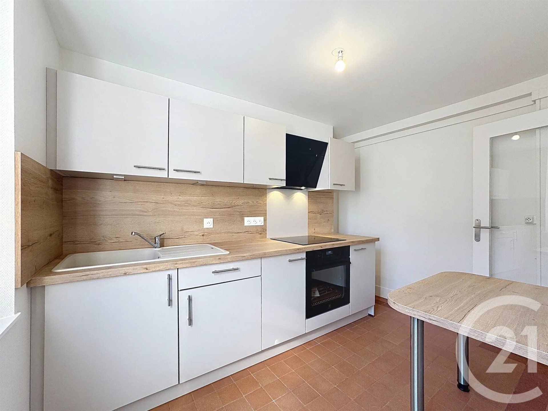 Appartement à louer, 60m², Noyon