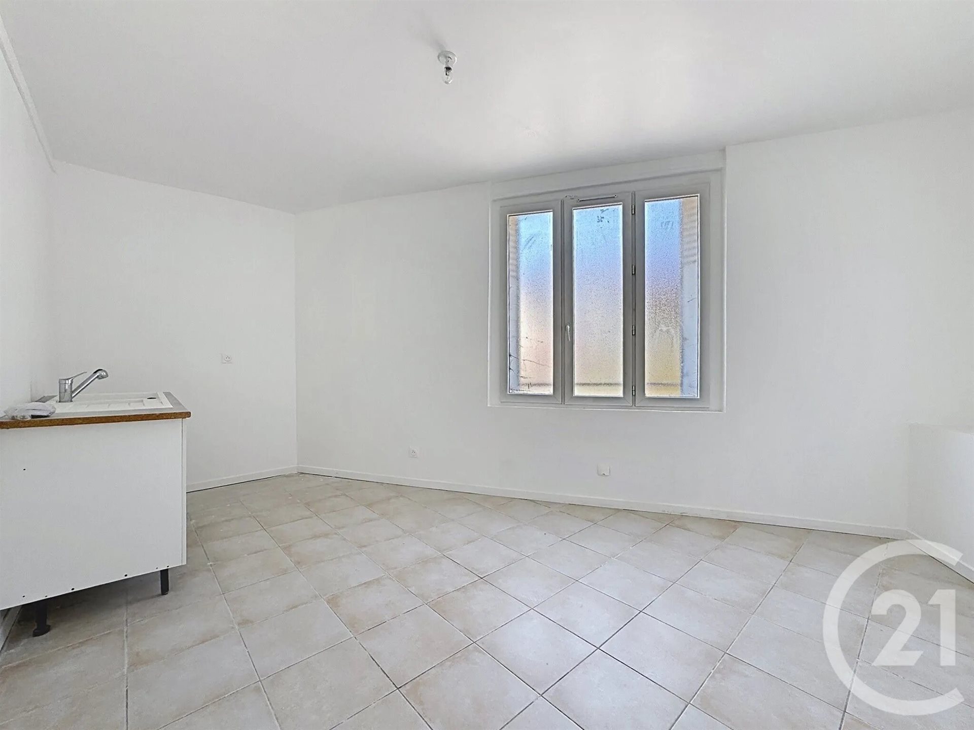Appartement à louer, 67m², Noyon