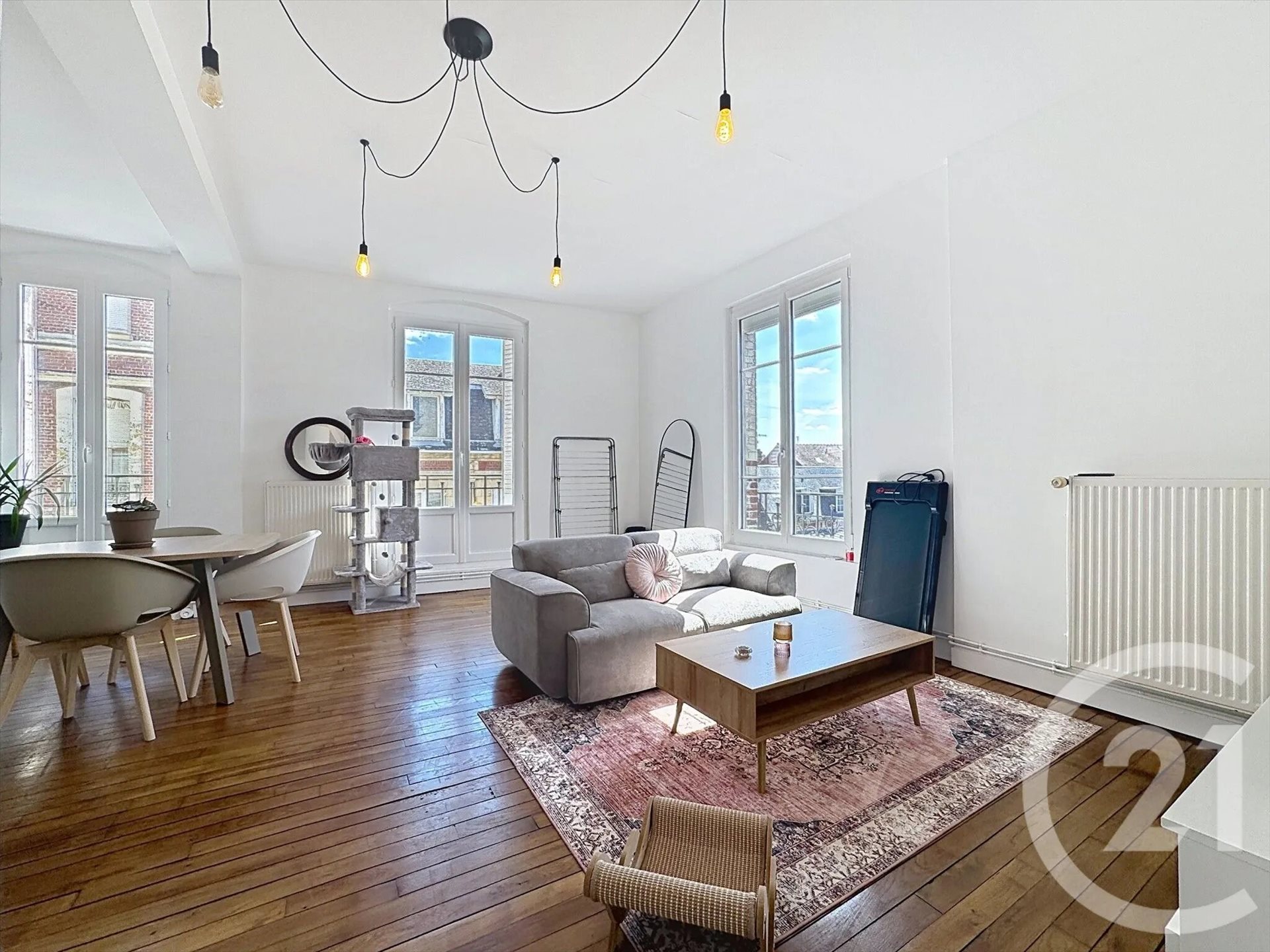 Appartement à louer, 69m², Noyon