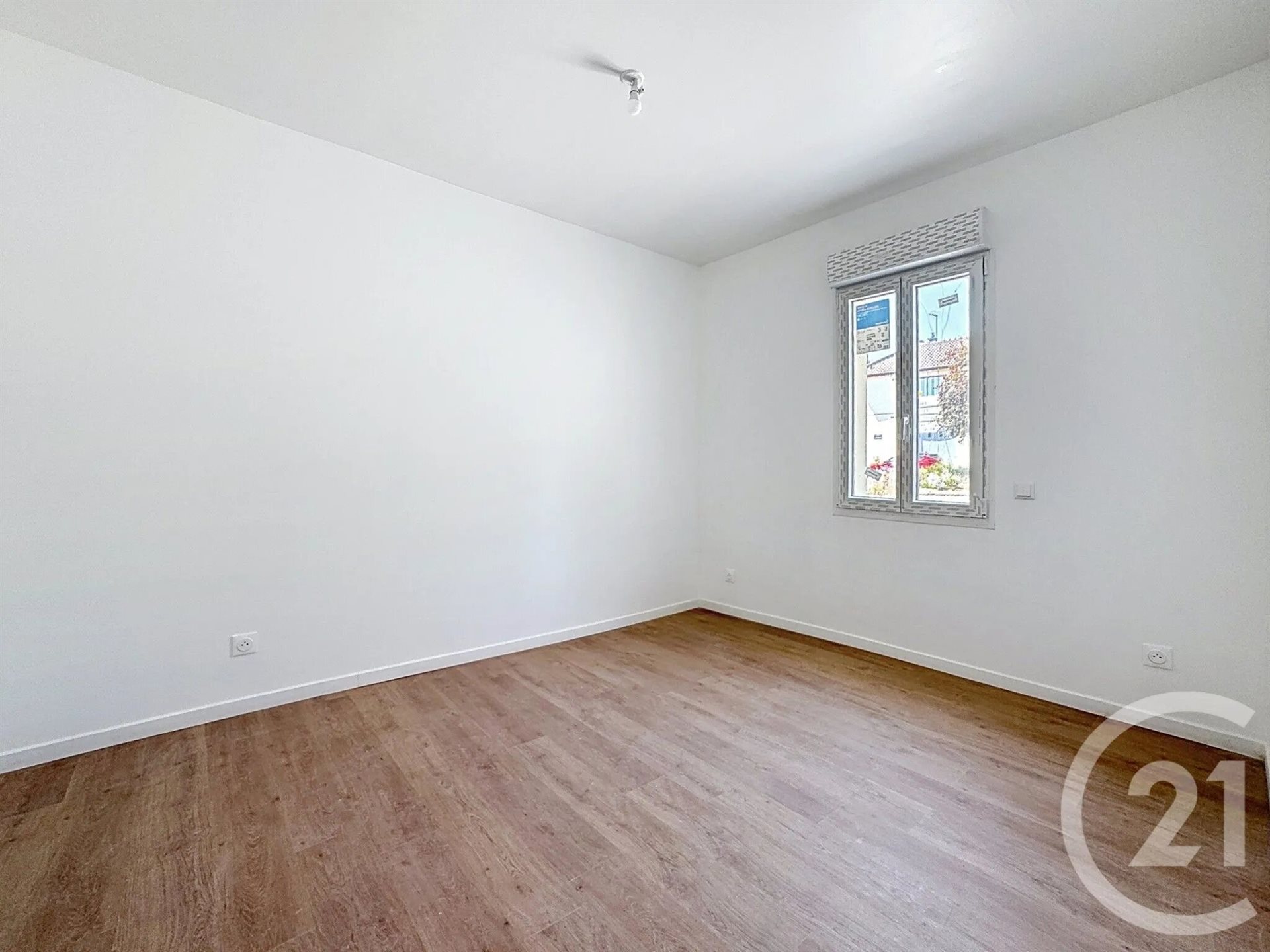 Appartement à louer, 73m², Noyon