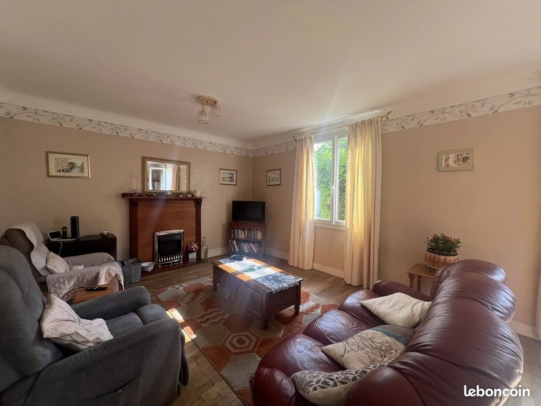 Maison à vendre, 133m², Issé