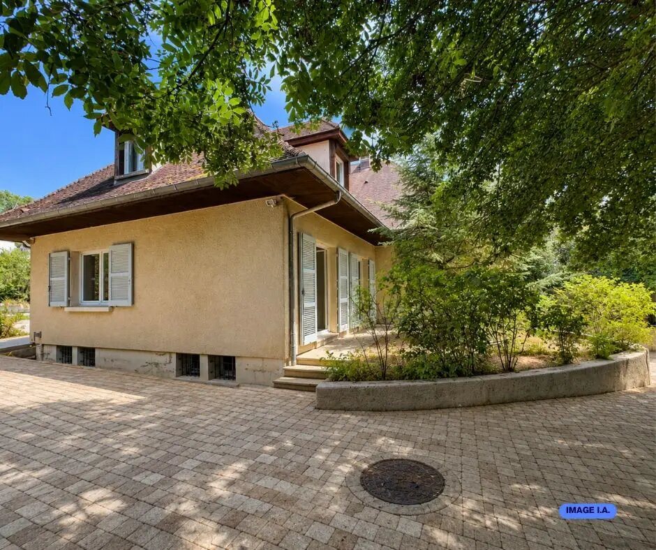 Maison à vendre, 247m², Fontaine-lès-Dijon