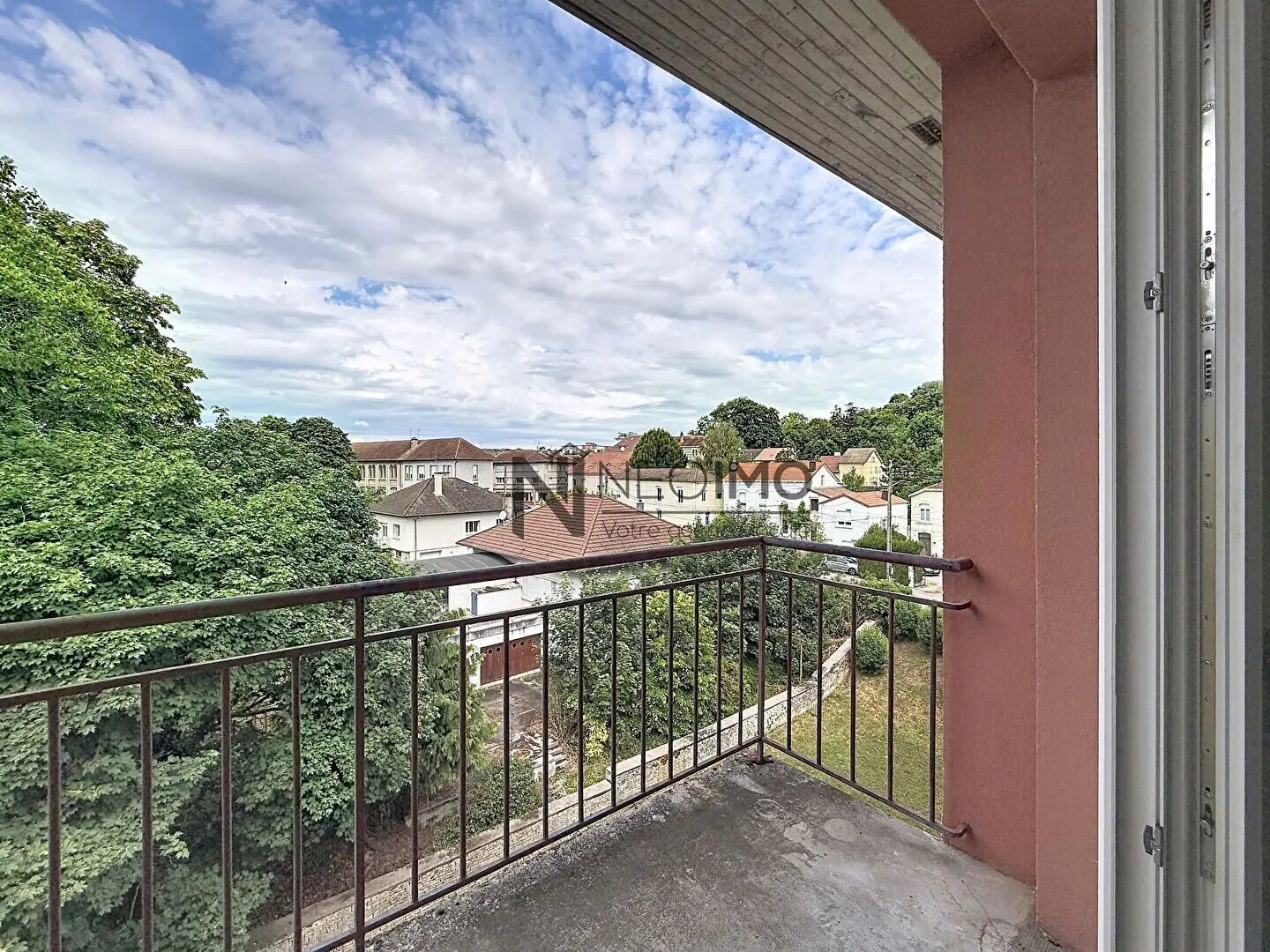 Appartement à vendre, 90m², Neufchâteau