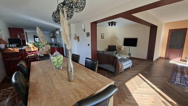 Maison à vendre, 210m², Yvrac