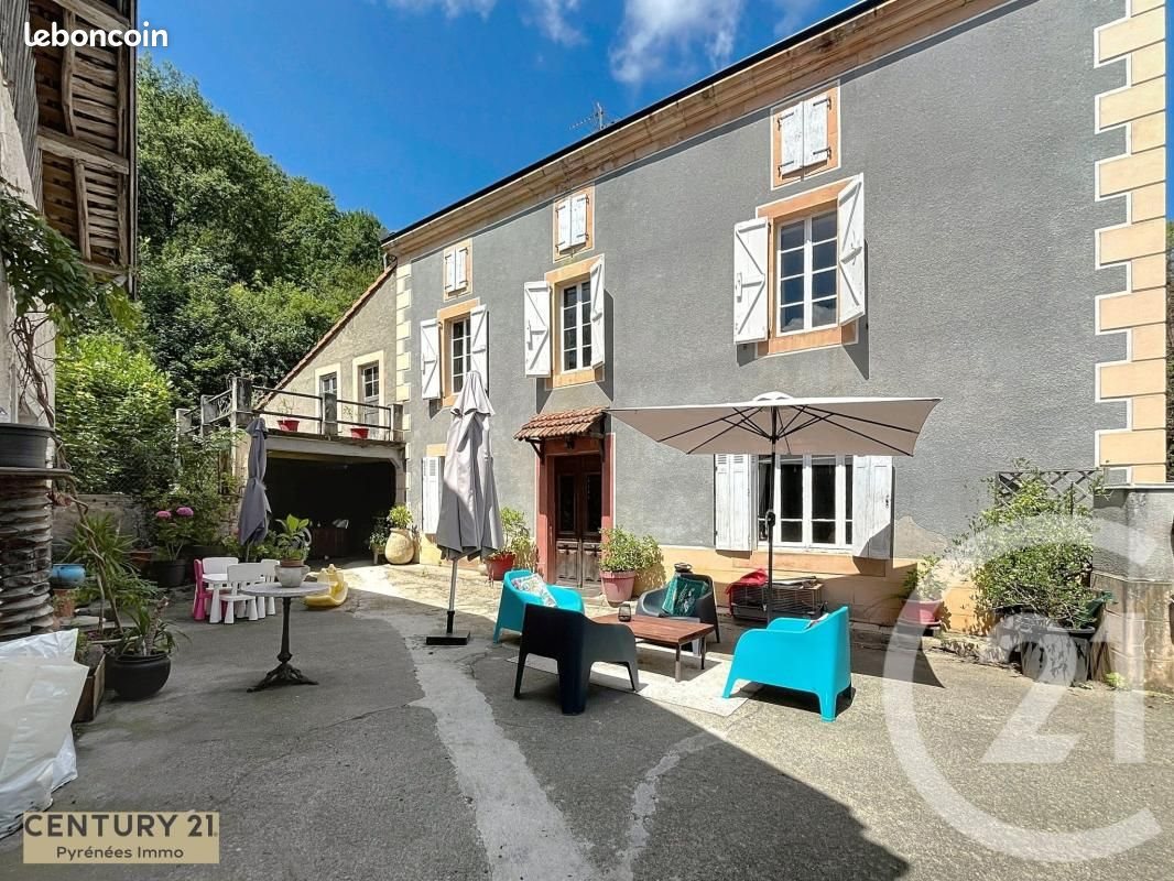 Maison à vendre, 251m², Saint-Marcet